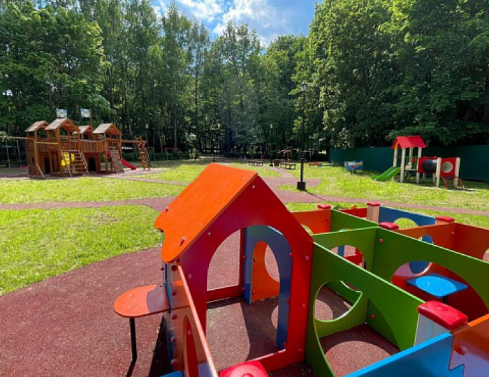 Детская площадка - Парк-отель AMAKS «Ершово»