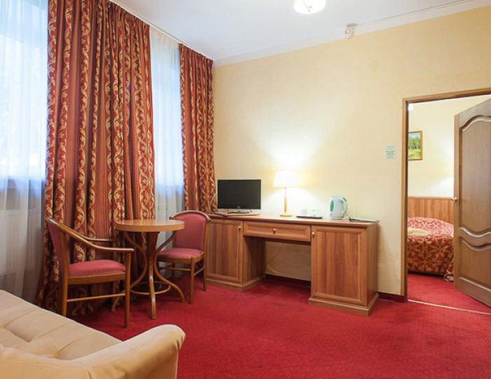 Полулюкс 2 мест. 2 комнатный (корп.3,4) - Парк-отель AMAKS «Ершово»